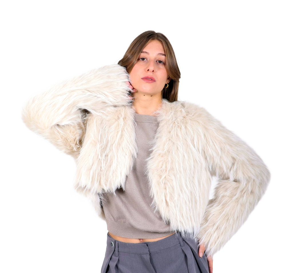 Chaqueta corta de pelo largo sintético