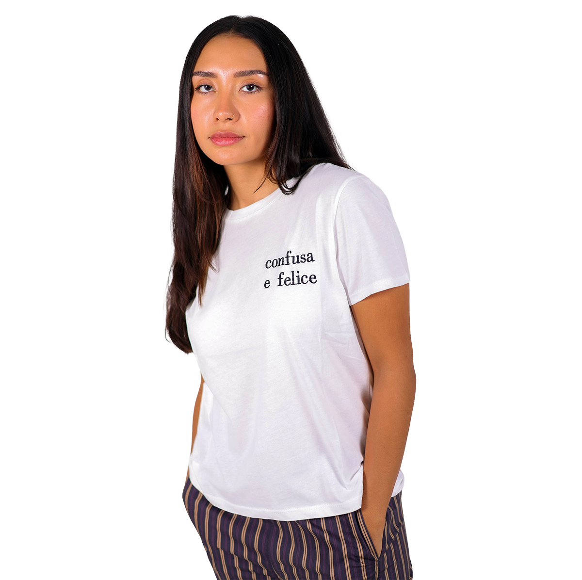 Camiseta con bordado "Tanto tutto passa" ó "Confusa e felice"