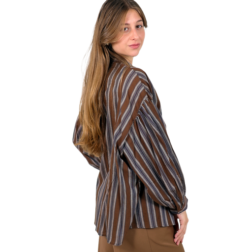 Blusa marrón a rayas de algodón