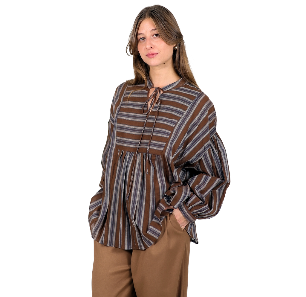 Blusa marrón a rayas de algodón