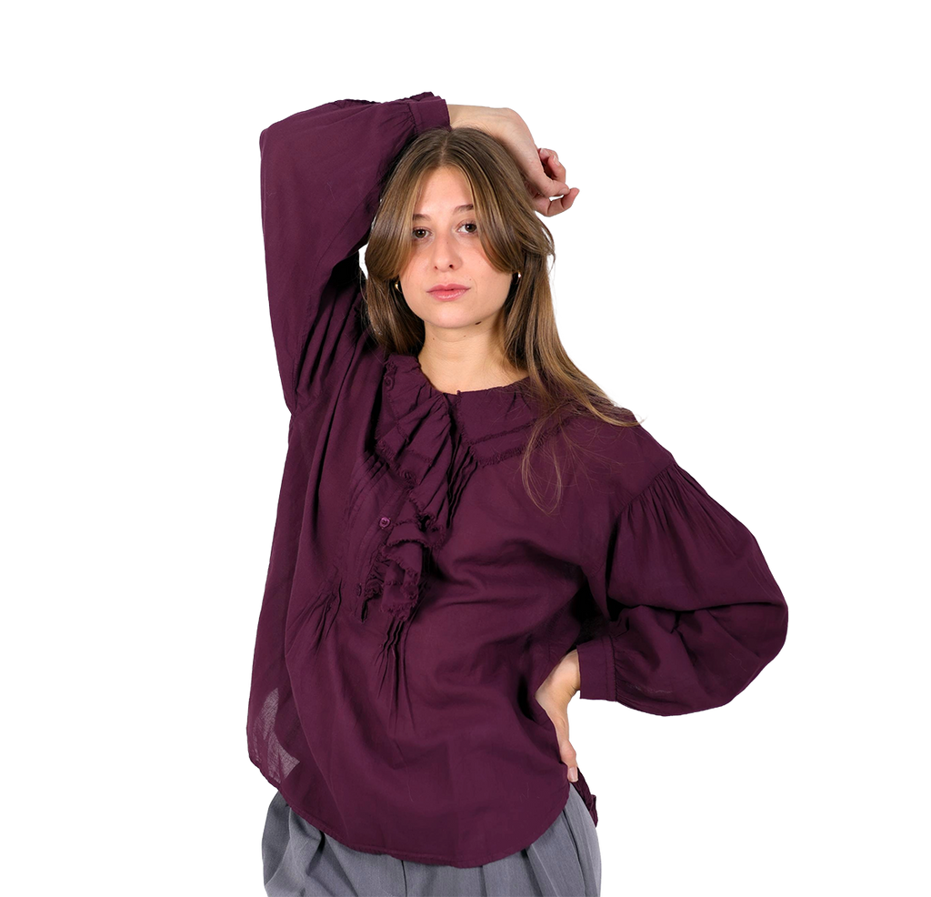 Blusa con botones y volantes